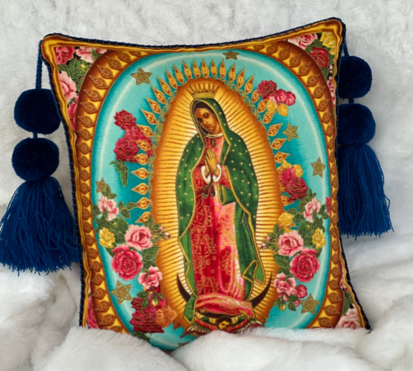 BC La Virgen Pillows