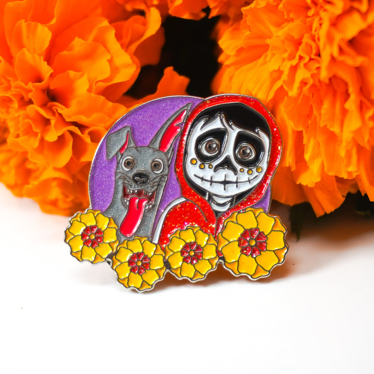 PW- Mejores Amigos Soft Enamel Pin - Glow in the Dark