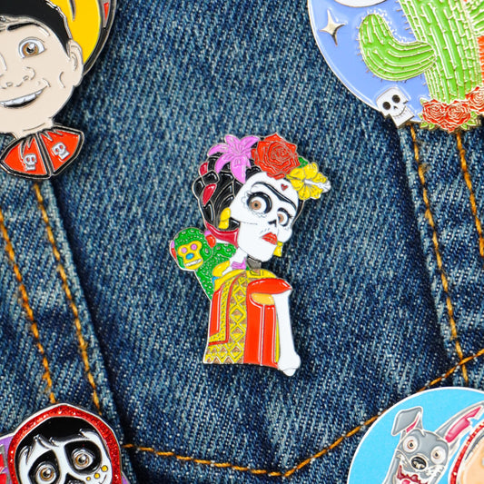 PW- Frida con Changuito Pin - Glow In The Dark