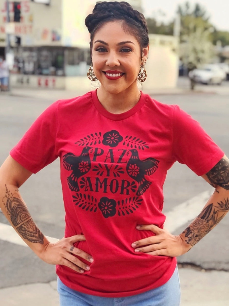 MV- Paz y Amor Unisex Tee - Large